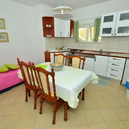Appartement With A Parking Space Bol, Brac - 2921 Bol