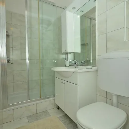 Appartement With A Parking Space Bol, Brac - 2921