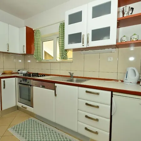 Appartement With A Parking Space Bol, Brac - 2921 Bol